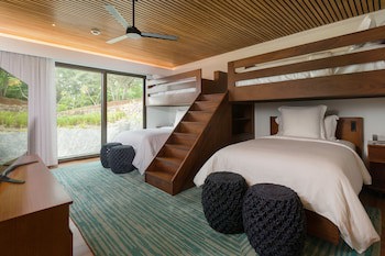 Four Seasons Resort Peninsula Papagayo, Costa Rica