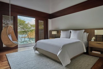 Four Seasons Resort Peninsula Papagayo, Costa Rica