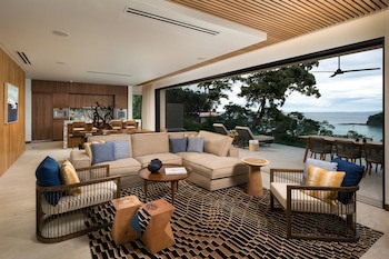 Four Seasons Resort Peninsula Papagayo, Costa Rica