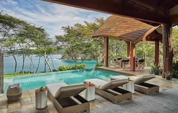 Four Seasons Resort Peninsula Papagayo, Costa Rica