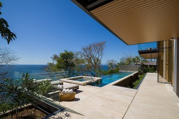 Four Seasons Resort Peninsula Papagayo, Costa Rica