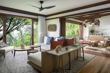 Four Seasons Resort Peninsula Papagayo, Costa Rica