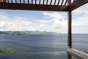 Four Seasons Resort Peninsula Papagayo, Costa Rica