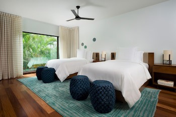 Four Seasons Resort Peninsula Papagayo, Costa Rica
