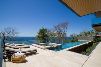 Four Seasons Resort Peninsula Papagayo, Costa Rica