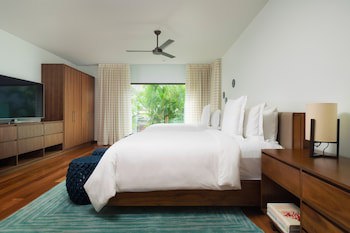 Four Seasons Resort Peninsula Papagayo, Costa Rica