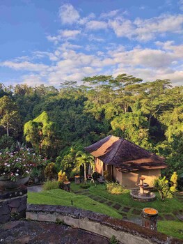 Bagus Jati Health & Well Being Retreat