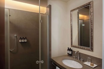 NH Bergamo galeri fotoğrafı
