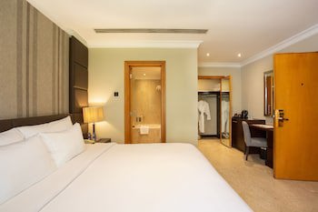Dubai Marine Beach Resort & Spa