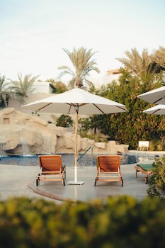 Dubai Marine Beach Resort & Spa