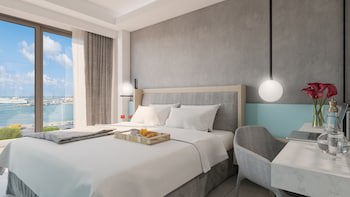Hotel Avra By Smile Hotels