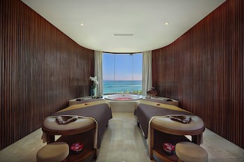 Candi Beach Resort And Spa