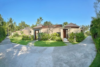 Candi Beach Resort And Spa