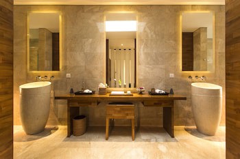 Candi Beach Resort And Spa