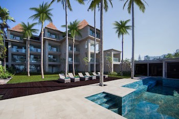 Candi Beach Resort And Spa