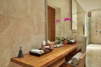 Candi Beach Resort And Spa