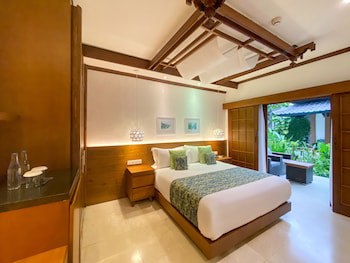 Candi Beach Resort And Spa