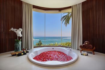 Candi Beach Resort And Spa