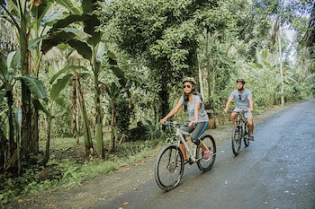 Candi Beach Resort And Spa