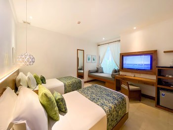 Candi Beach Resort And Spa
