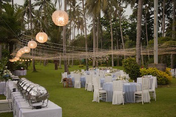 Candi Beach Resort And Spa