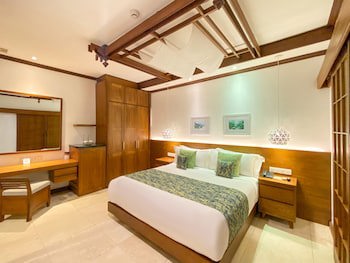 Candi Beach Resort And Spa