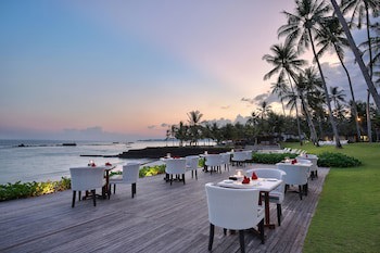 Candi Beach Resort And Spa
