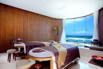 Candi Beach Resort And Spa