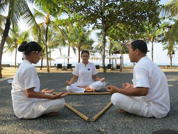 Candi Beach Resort And Spa