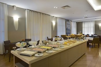 Araucaria Plaza