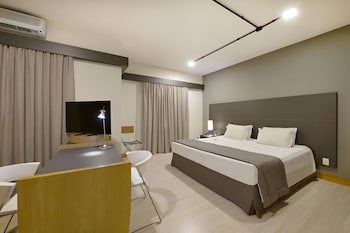 Araucaria Plaza
