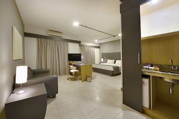 Araucaria Plaza