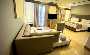 Araucaria Plaza