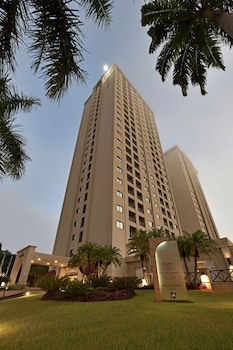 Araucaria Plaza