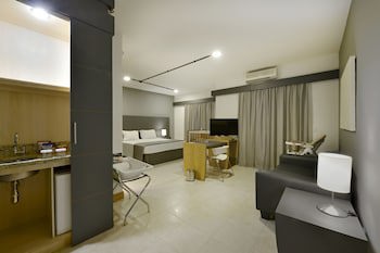 Araucaria Plaza