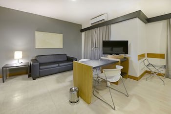 Araucaria Plaza