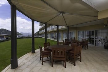 Picton Beachcomber Inn
