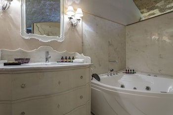 Casa Delfino Hotel & Spa