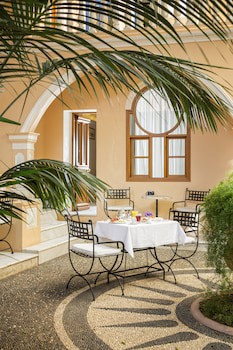 Casa Delfino Hotel & Spa