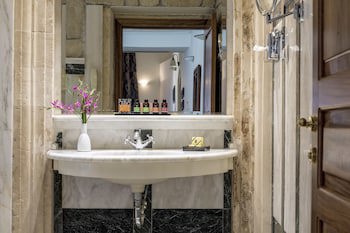 Casa Delfino Hotel & Spa
