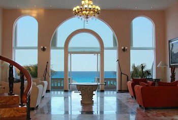 Casa Turquesa - Near Luxury Avenue Shopping Mall