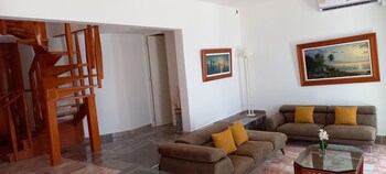 Casa Turquesa - Near Luxury Avenue Shopping Mall