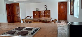 Casa Turquesa - Near Luxury Avenue Shopping Mall