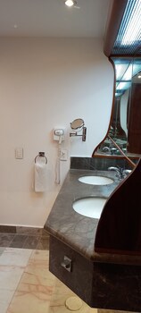 Casa Turquesa - Near Luxury Avenue Shopping Mall
