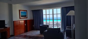 Casa Turquesa - Near Luxury Avenue Shopping Mall