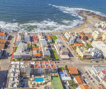 Golden Beach Resort And Spa