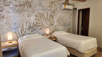 Cocoplum Beach Hotel