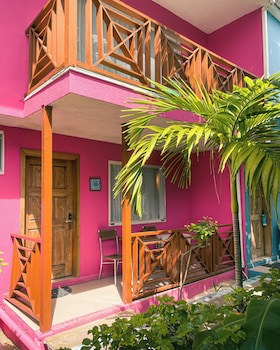 Cocoplum Beach Hotel