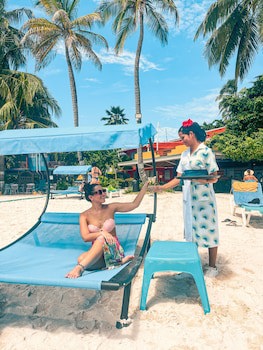 Cocoplum Beach Hotel