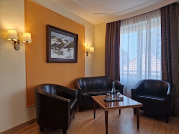 Athmos Hotel